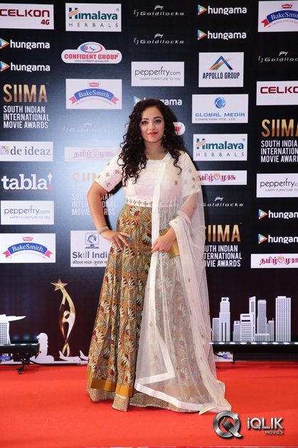 Celebs-at-SIIMA-2016